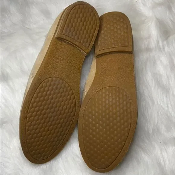 Hush Puppies Slip On Bootie - Picture 4 of 7